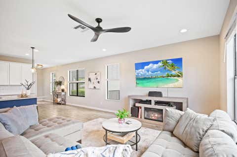 Tiny photo for 8697 Corvus DR, Lake Worth, FL 33467 (MLS # B26048393)