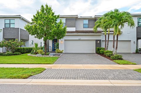 Tiny photo for 8697 Corvus DR, Lake Worth, FL 33467 (MLS # B26048393)