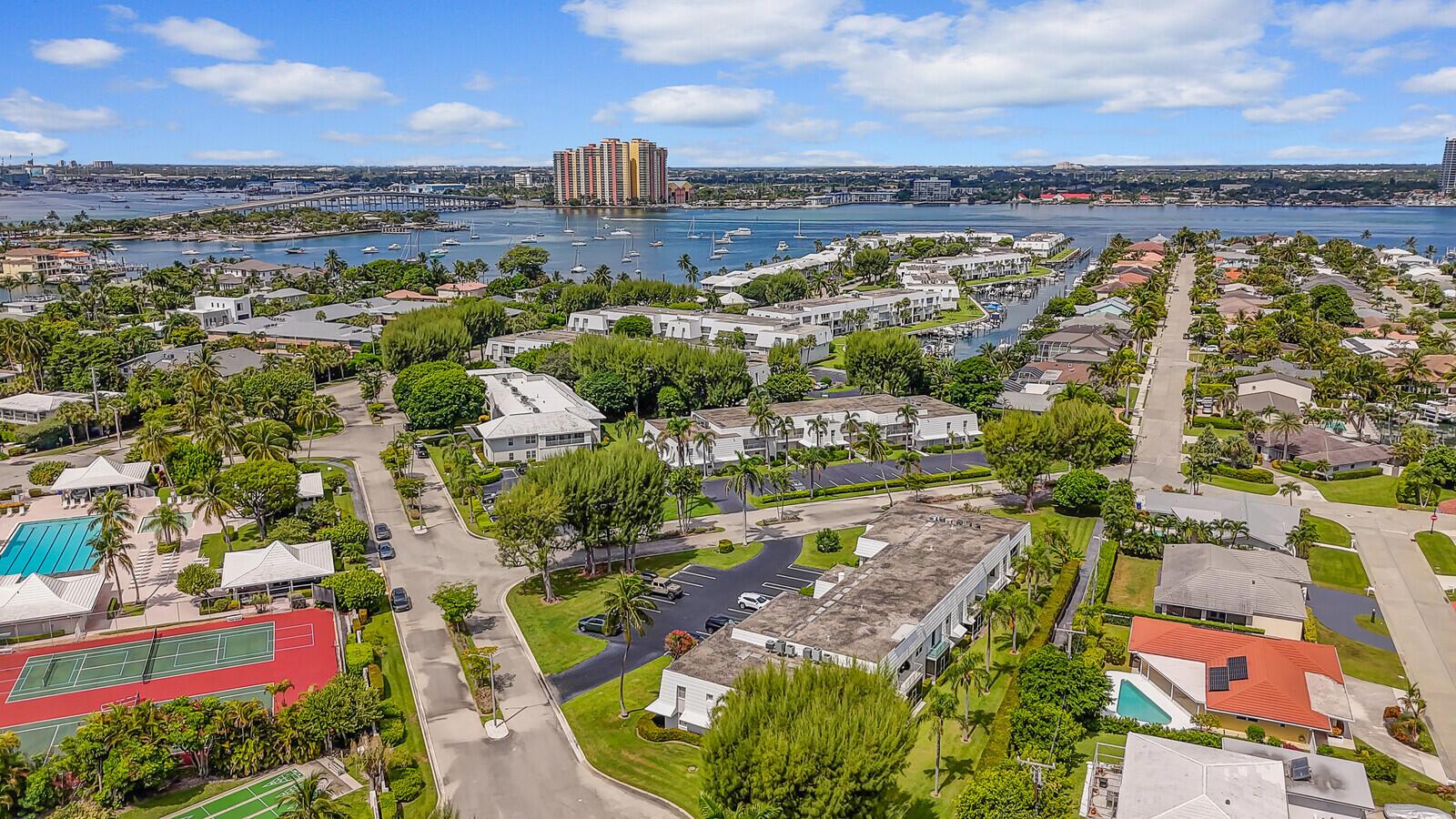 SUGAR SANDS NO 12 COND - Residential