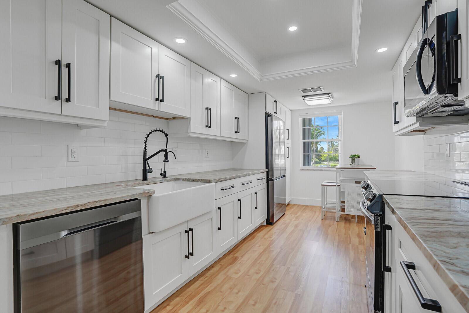 SUGAR SANDS NO 12 COND - Residential