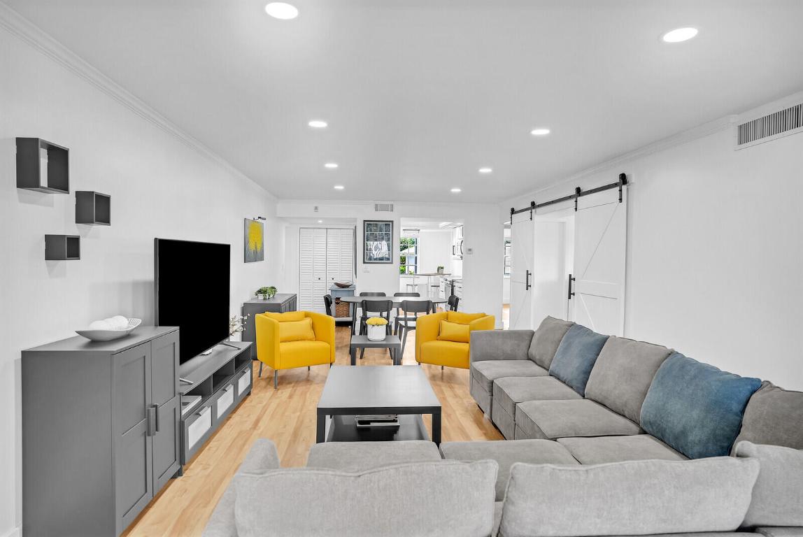 SUGAR SANDS NO 12 COND - Residential