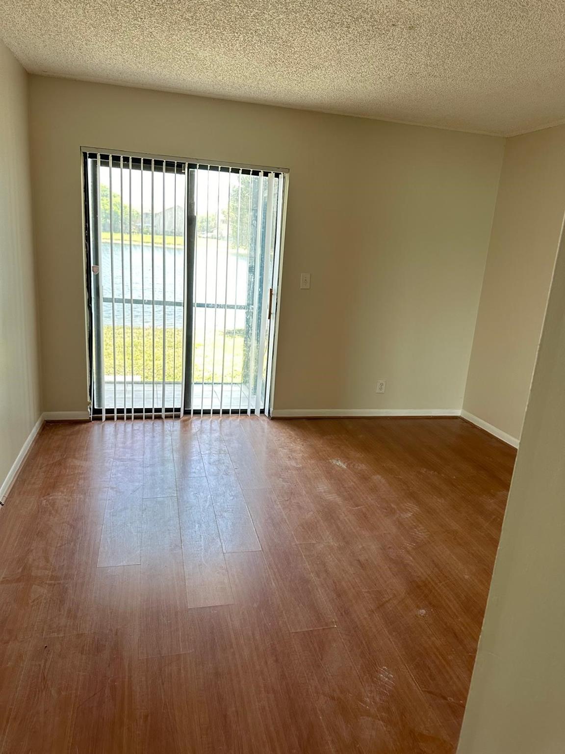 9860 Nob Hill Ct 9860