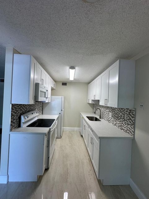 9860 Nob Hill Ct 9860 Fort Lauderdale FL 33351