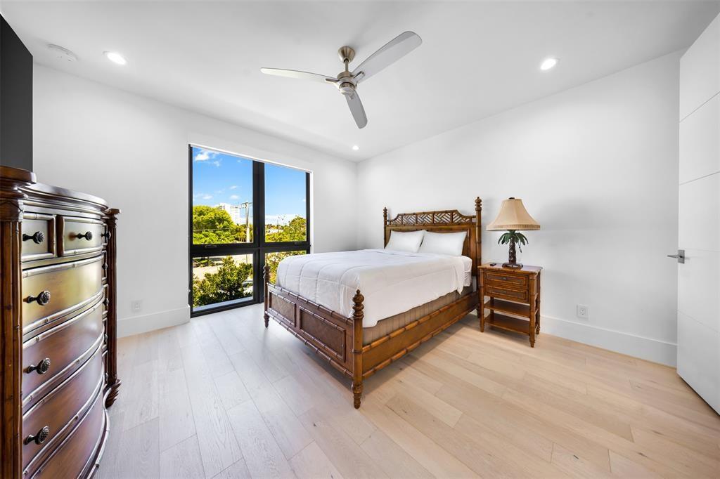 Harbour Heights Add 35-21 - Residential Lease