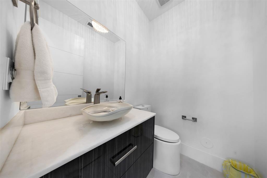 Harbour Heights Add 35-21 - Residential Lease