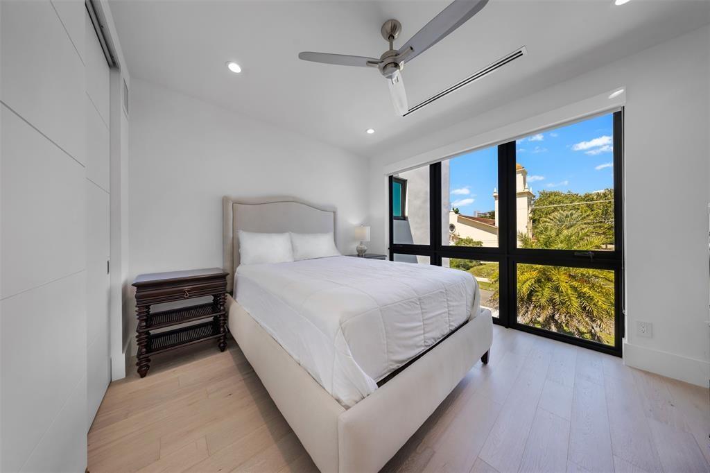 Harbour Heights Add 35-21 - Residential Lease