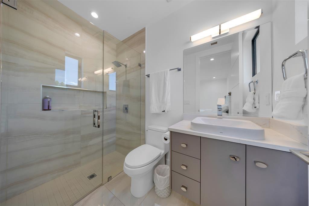 Harbour Heights Add 35-21 - Residential Lease