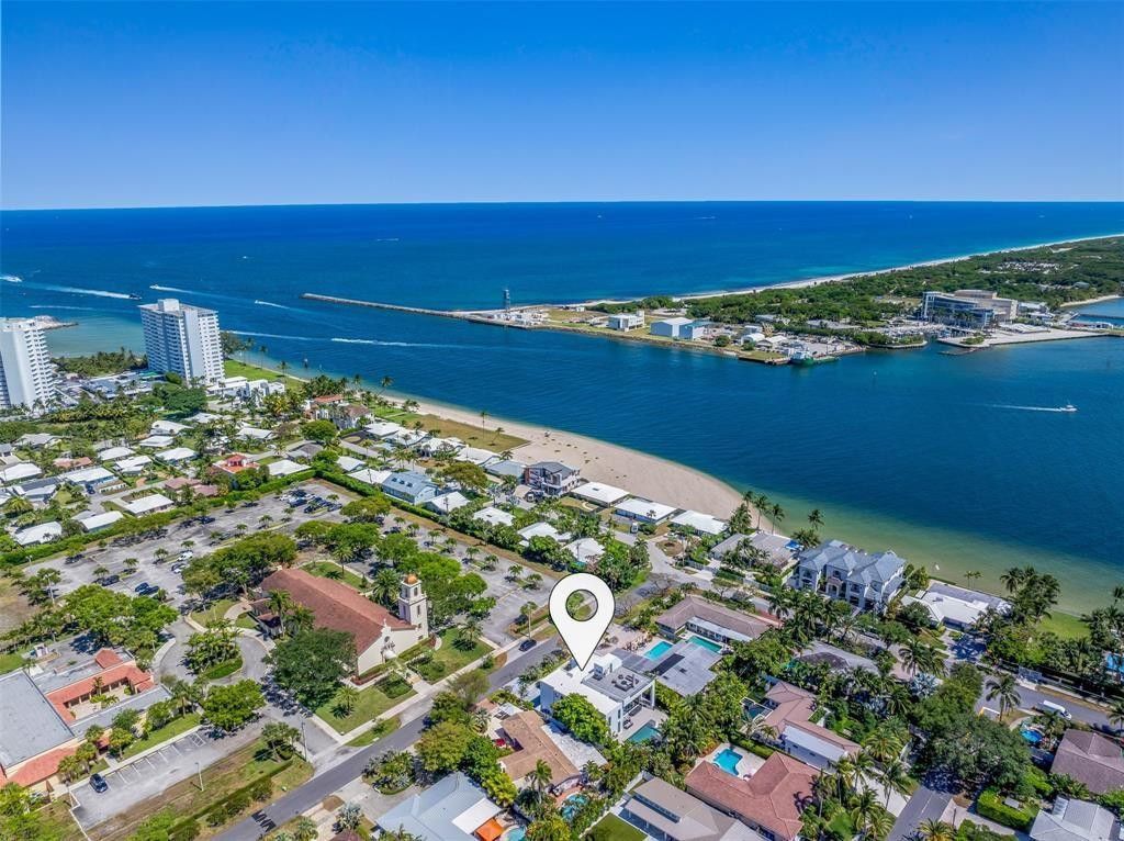 Photo of 2001 Marietta Drive, Fort Lauderdale, FL 33316 (MLS # F10520560)