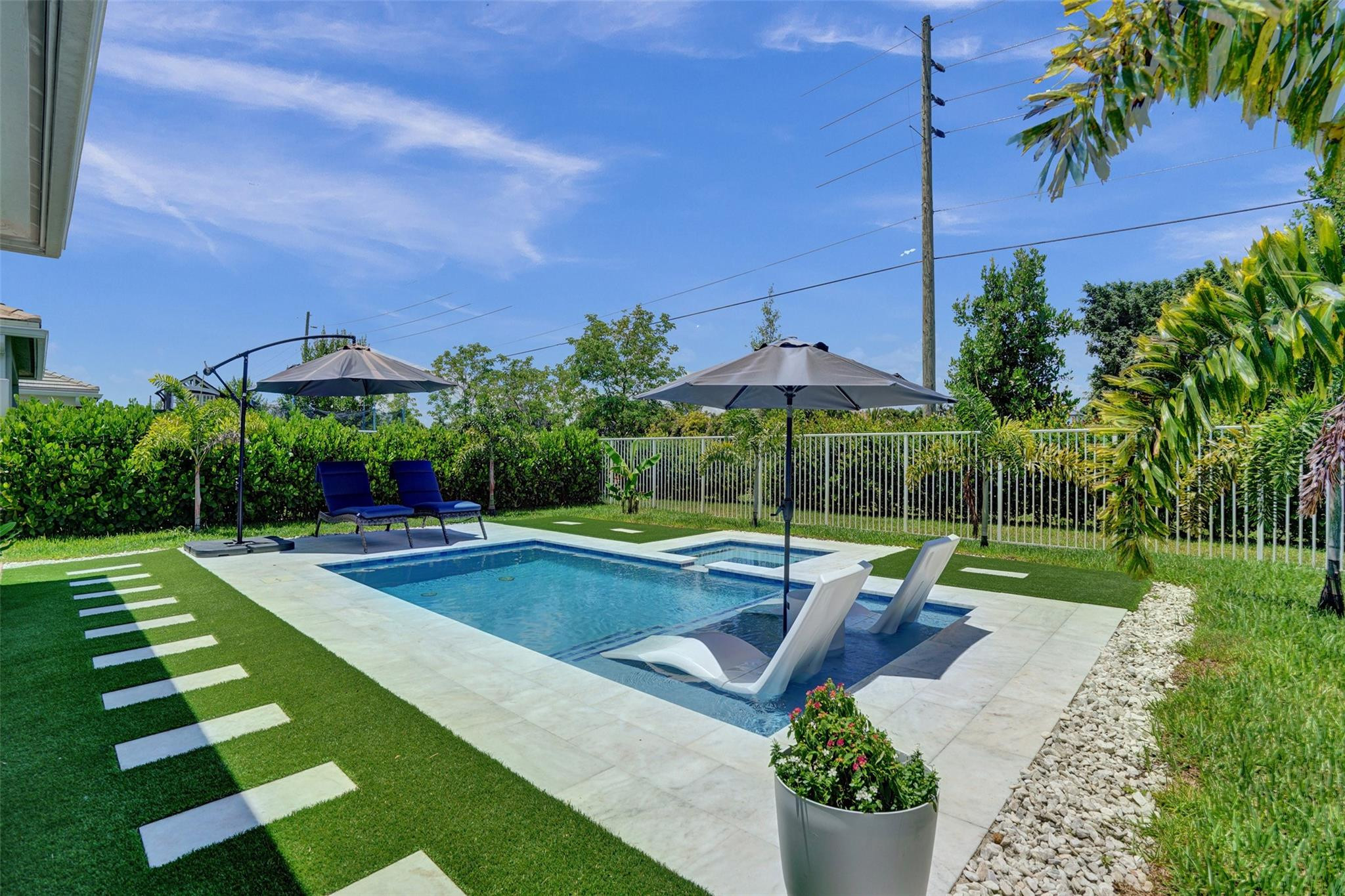 WINDSONG ESTATES - Residential