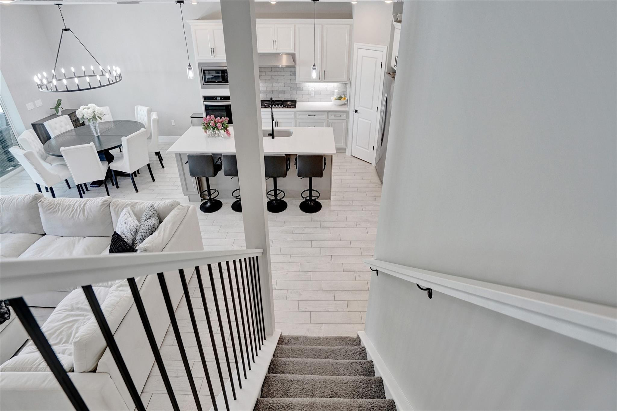 WINDSONG ESTATES - Residential