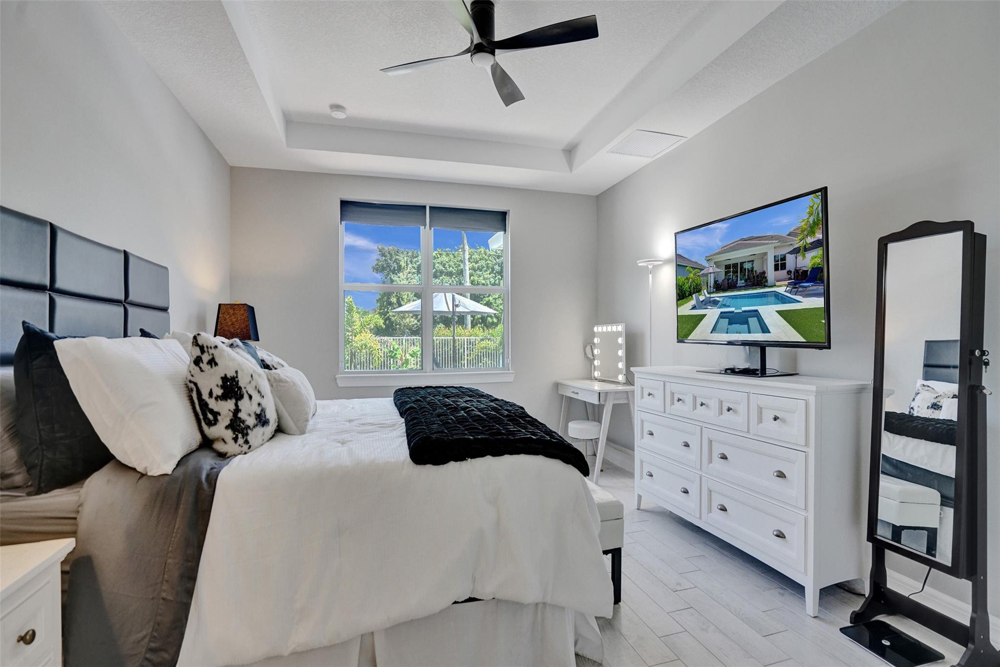 WINDSONG ESTATES - Residential