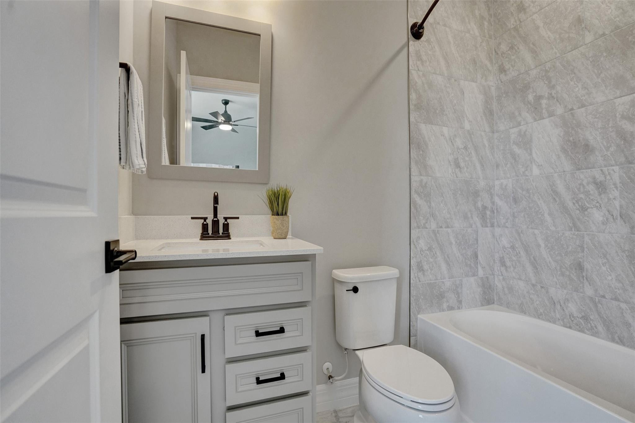 WINDSONG ESTATES - Residential