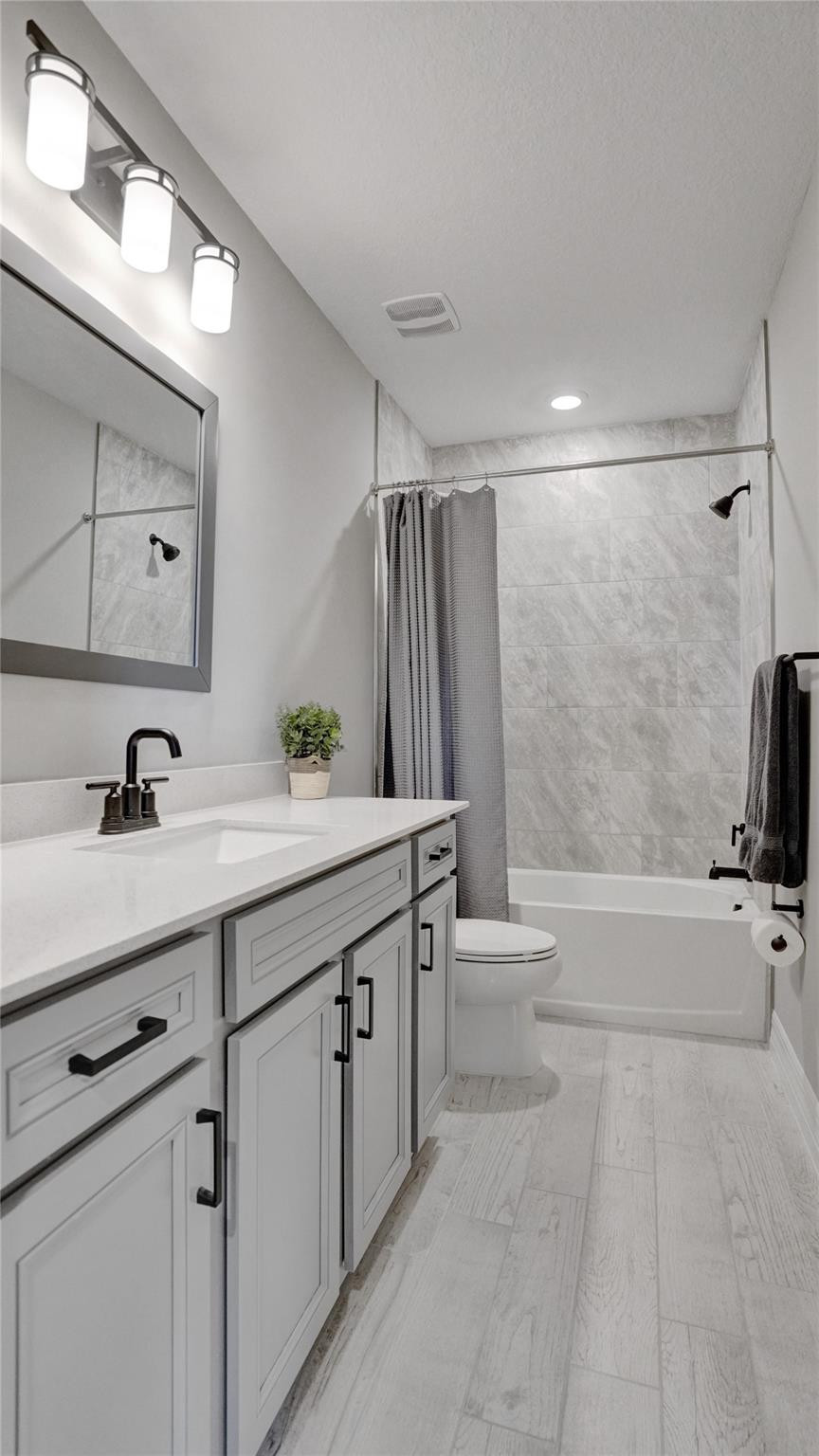 WINDSONG ESTATES - Residential