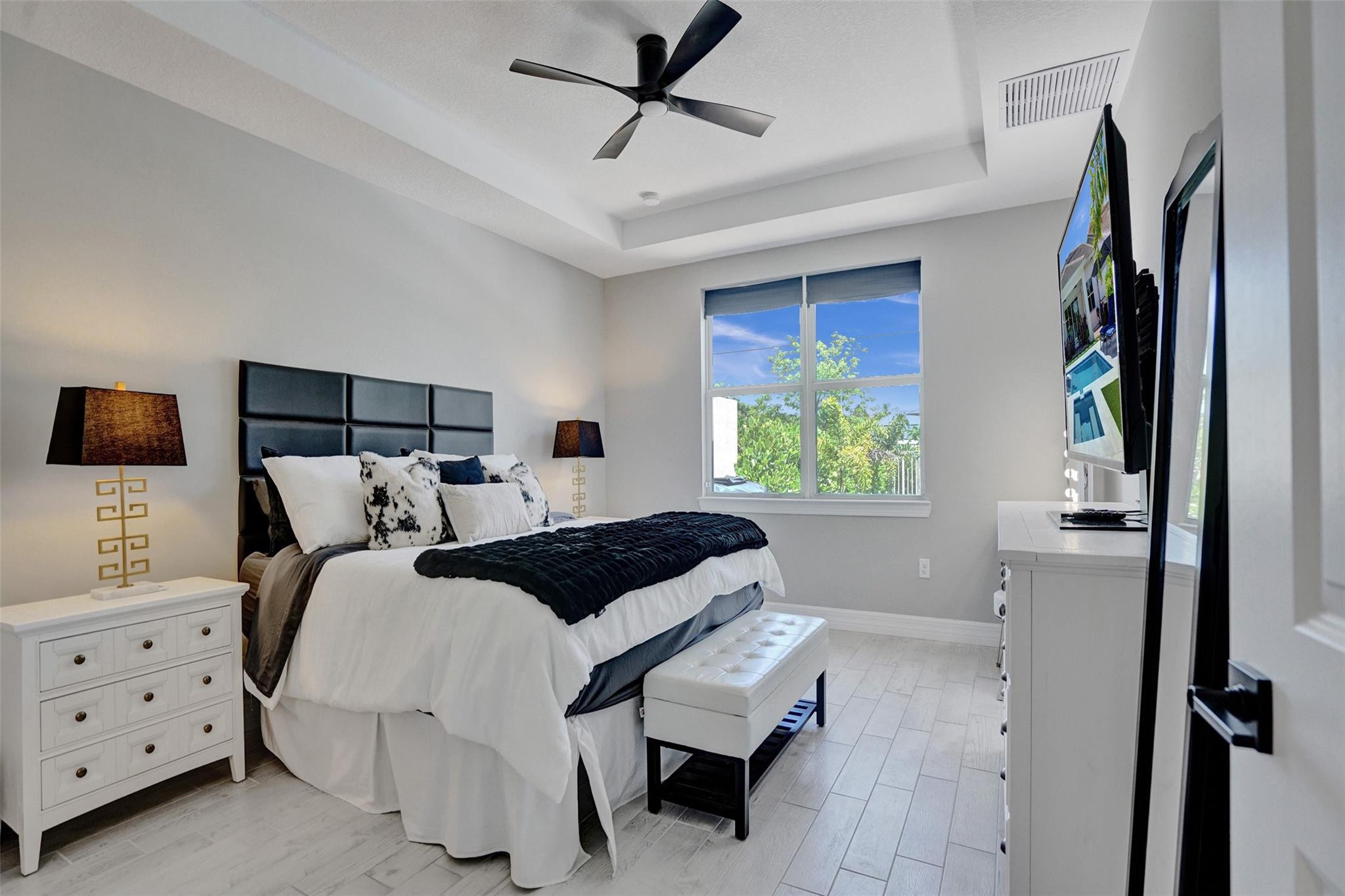 WINDSONG ESTATES - Residential