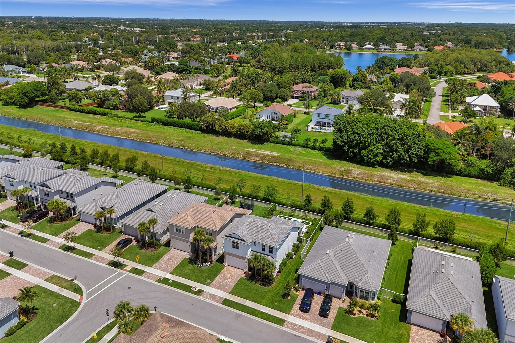 WINDSONG ESTATES - Residential