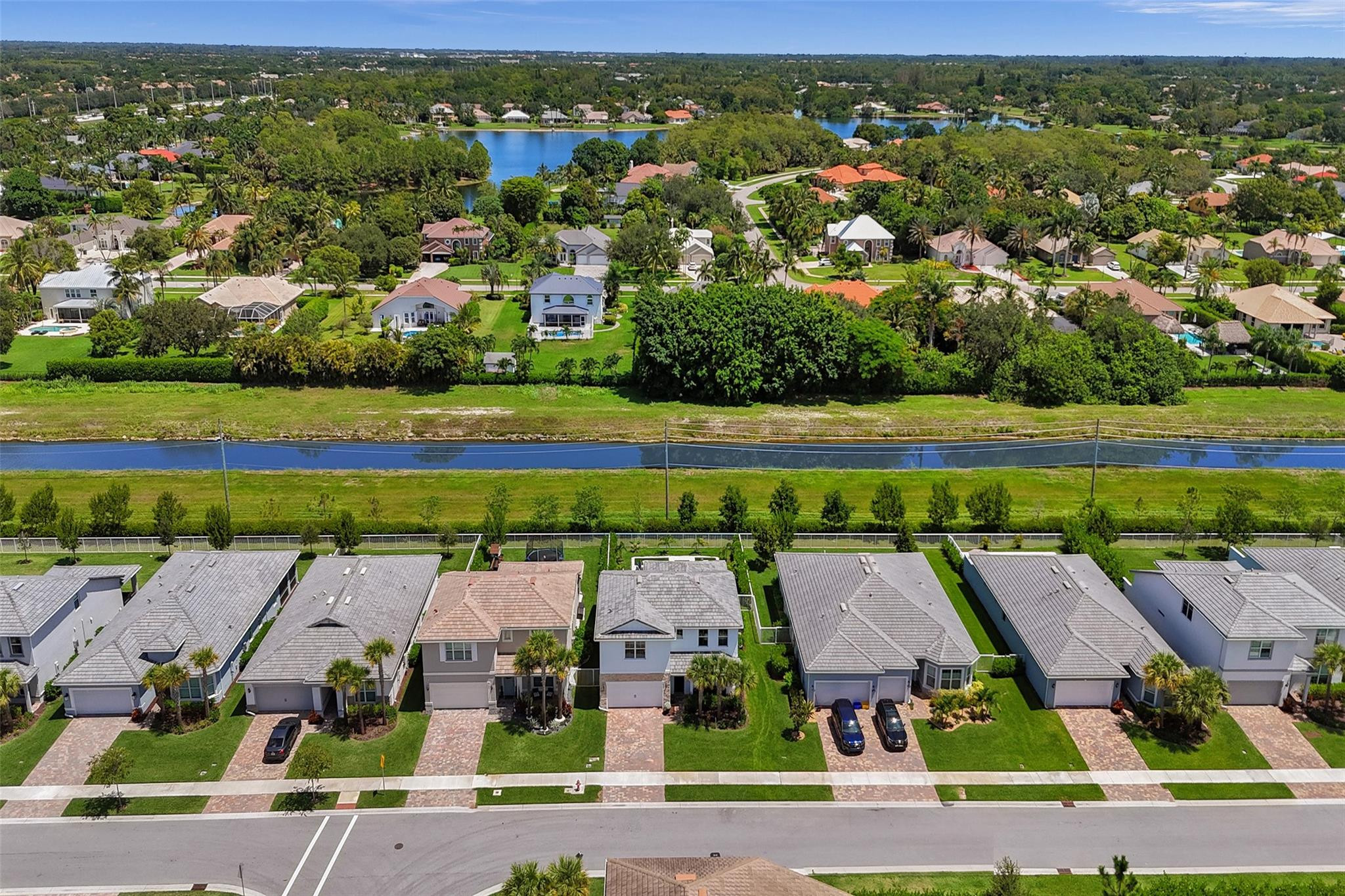 WINDSONG ESTATES - Residential