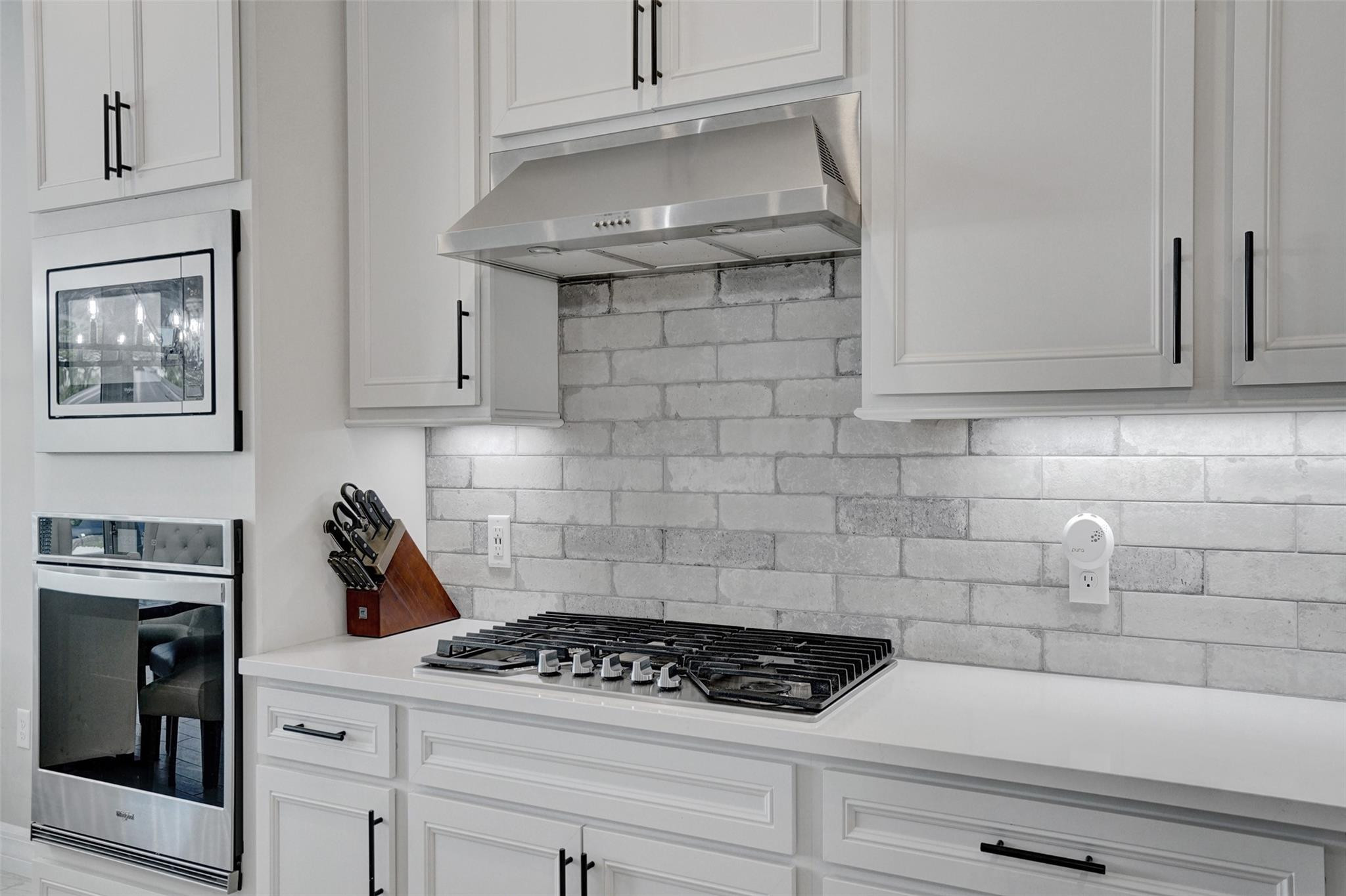 WINDSONG ESTATES - Residential