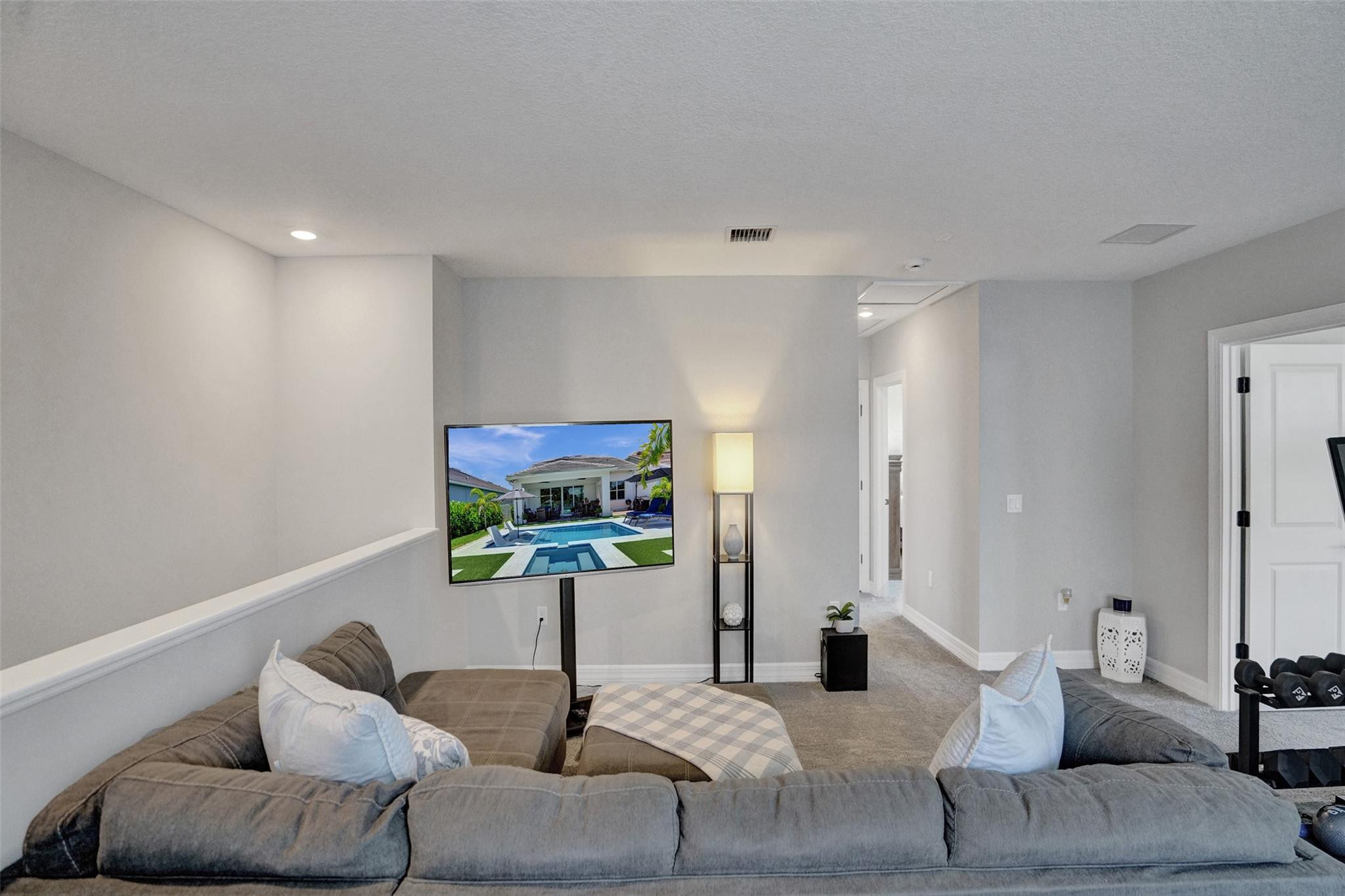 WINDSONG ESTATES - Residential