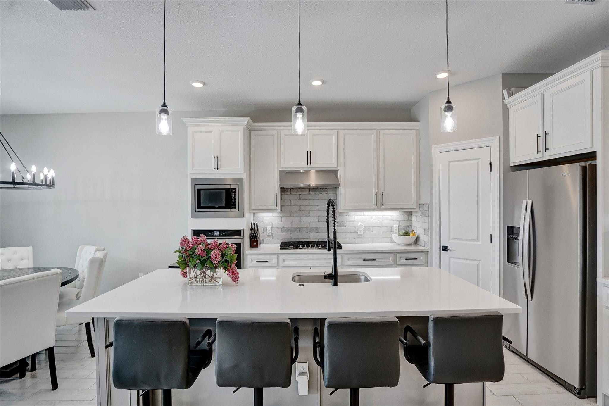 WINDSONG ESTATES - Residential