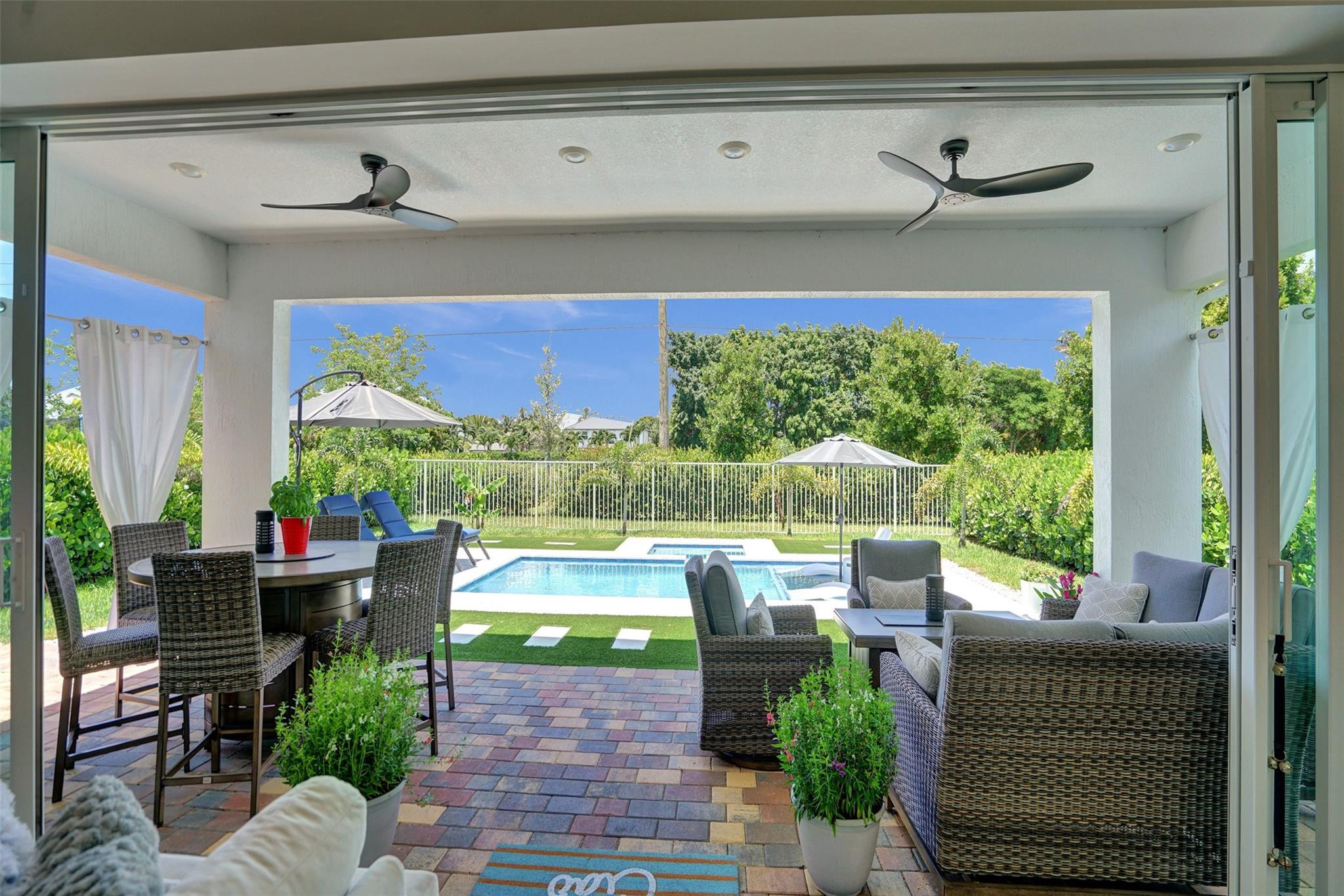 WINDSONG ESTATES - Residential