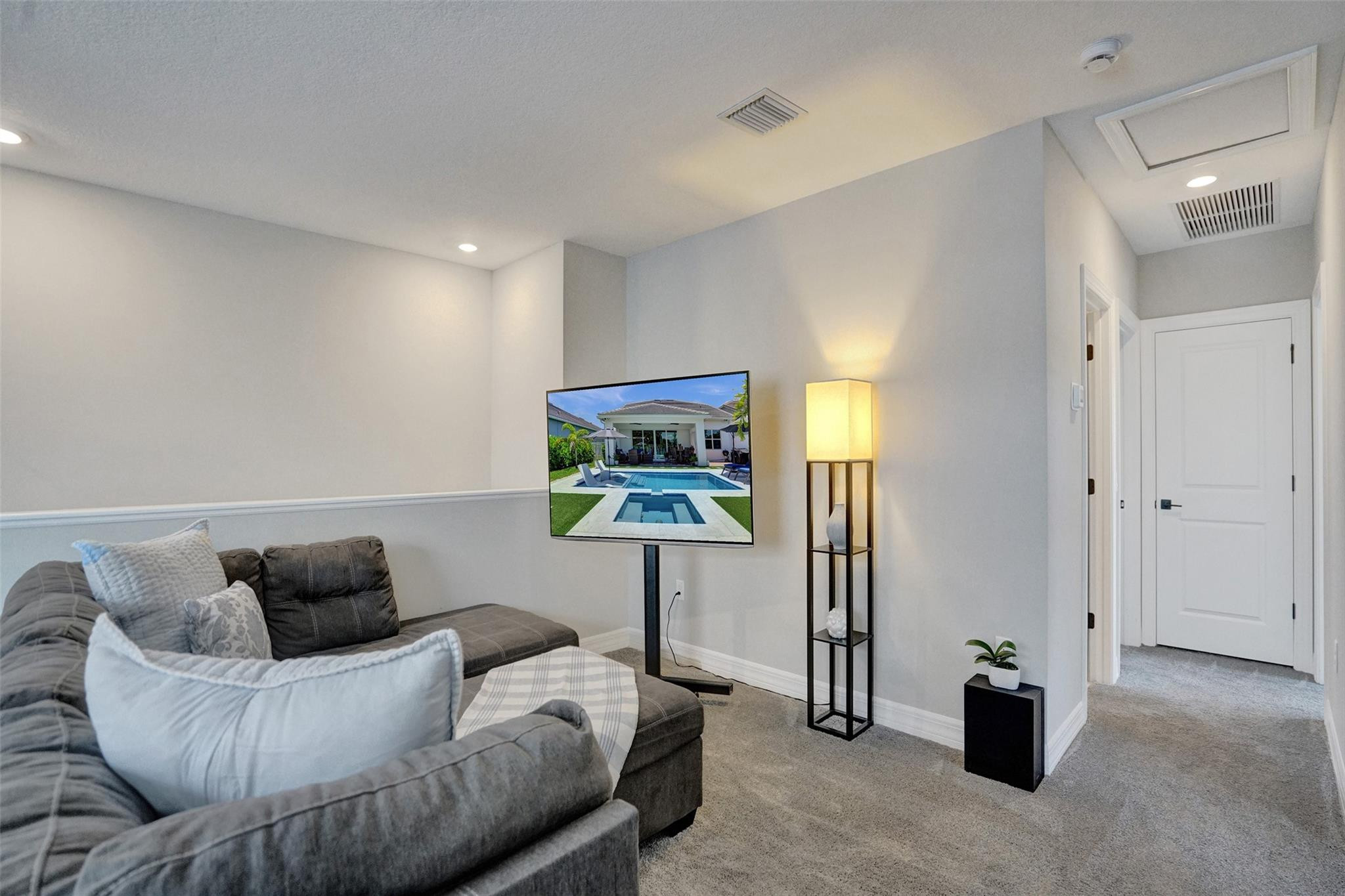 WINDSONG ESTATES - Residential