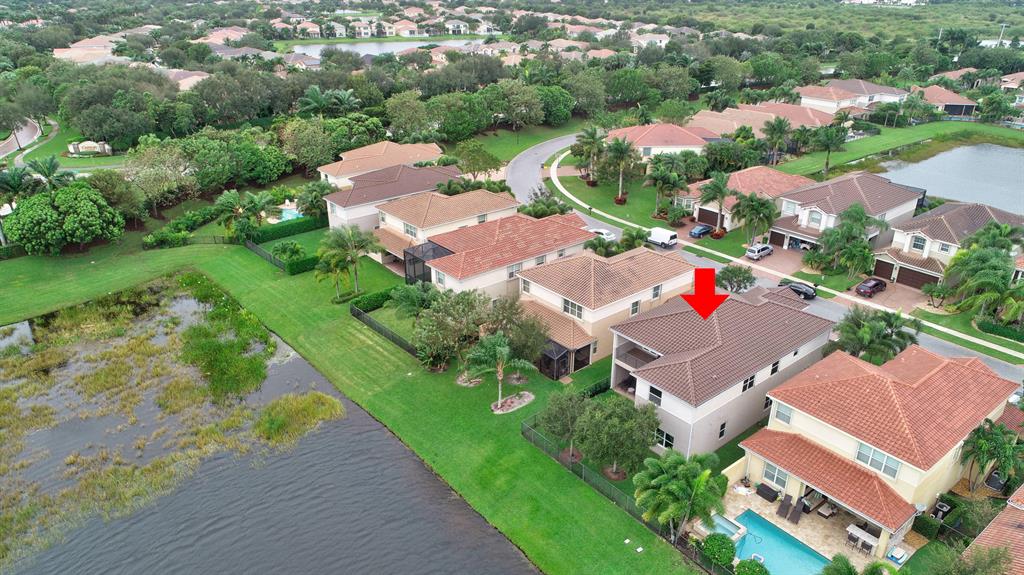 CANYON TRAILS - Residential