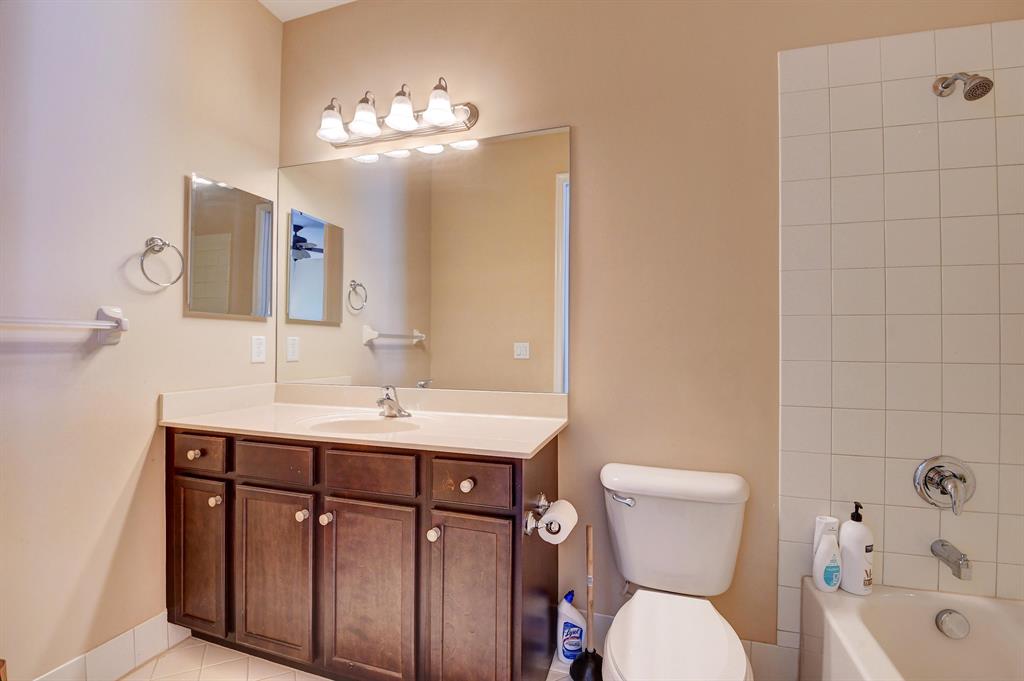 CANYON TRAILS - Residential