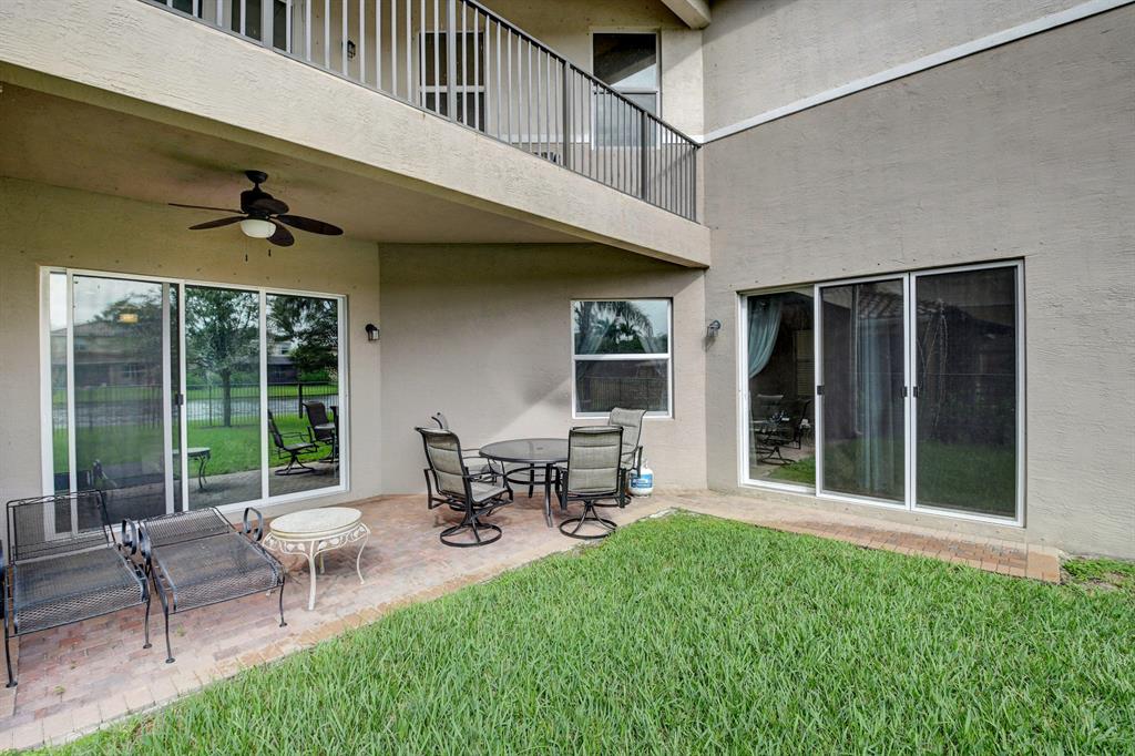 CANYON TRAILS - Residential