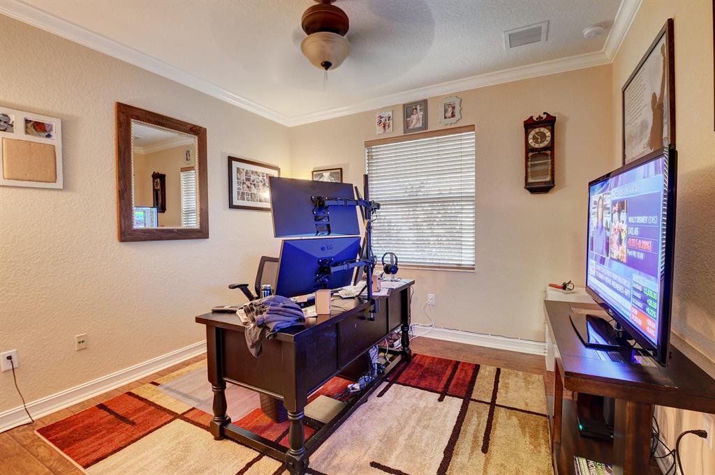 CANYON TRAILS - Residential