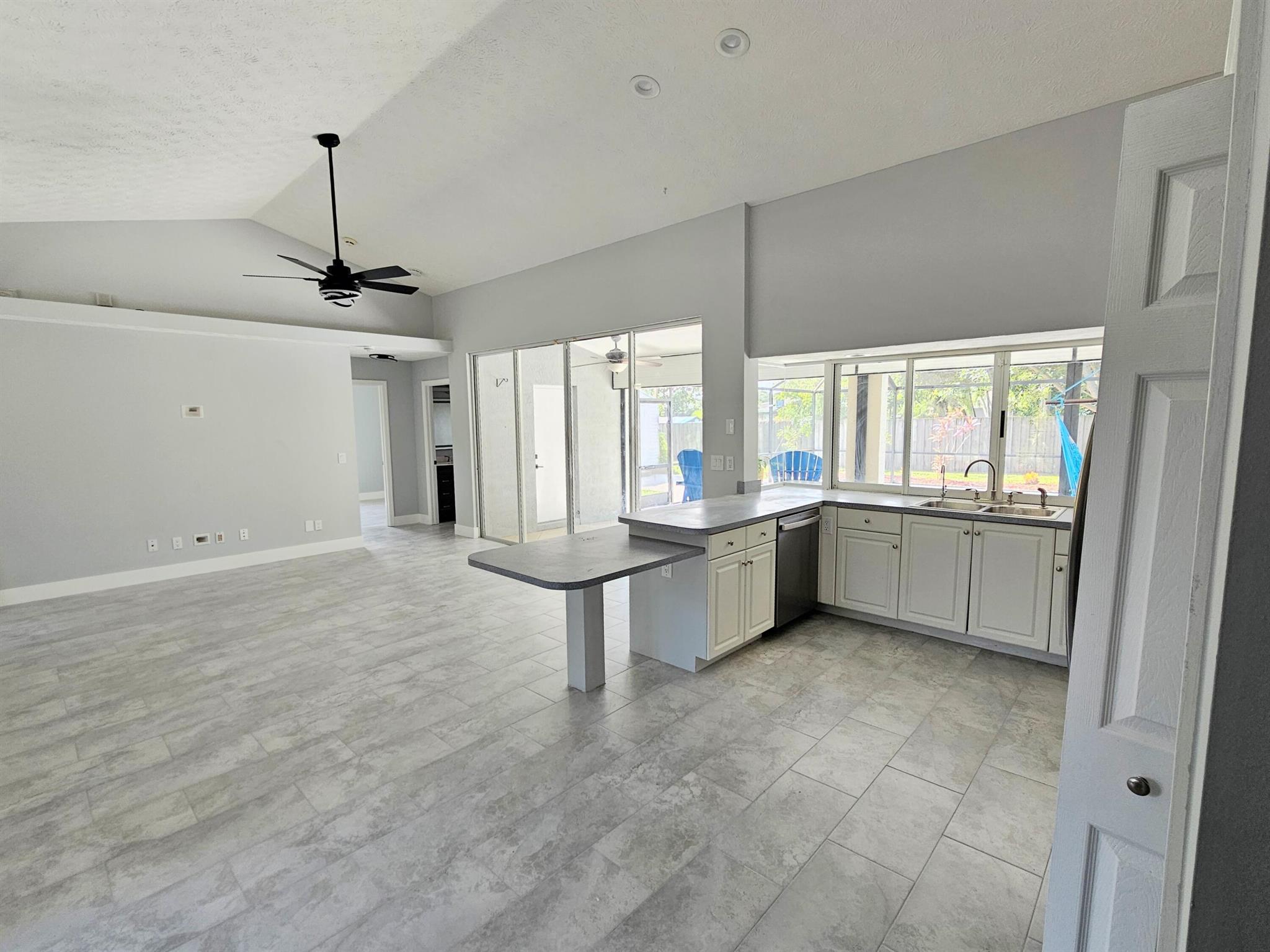 PORT ST LUCIE-SECTION 08 - Residential