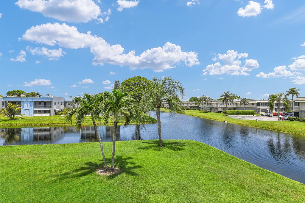 Photo of 359 Saxony Trail #H, Delray Beach, FL 33446 (MLS # B26071505)
