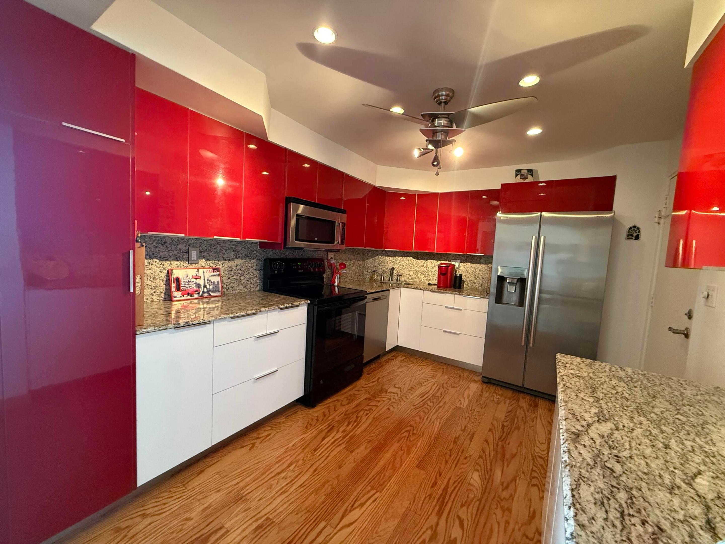 CORAL RIDGE TOWERS CO-OP - Residential
