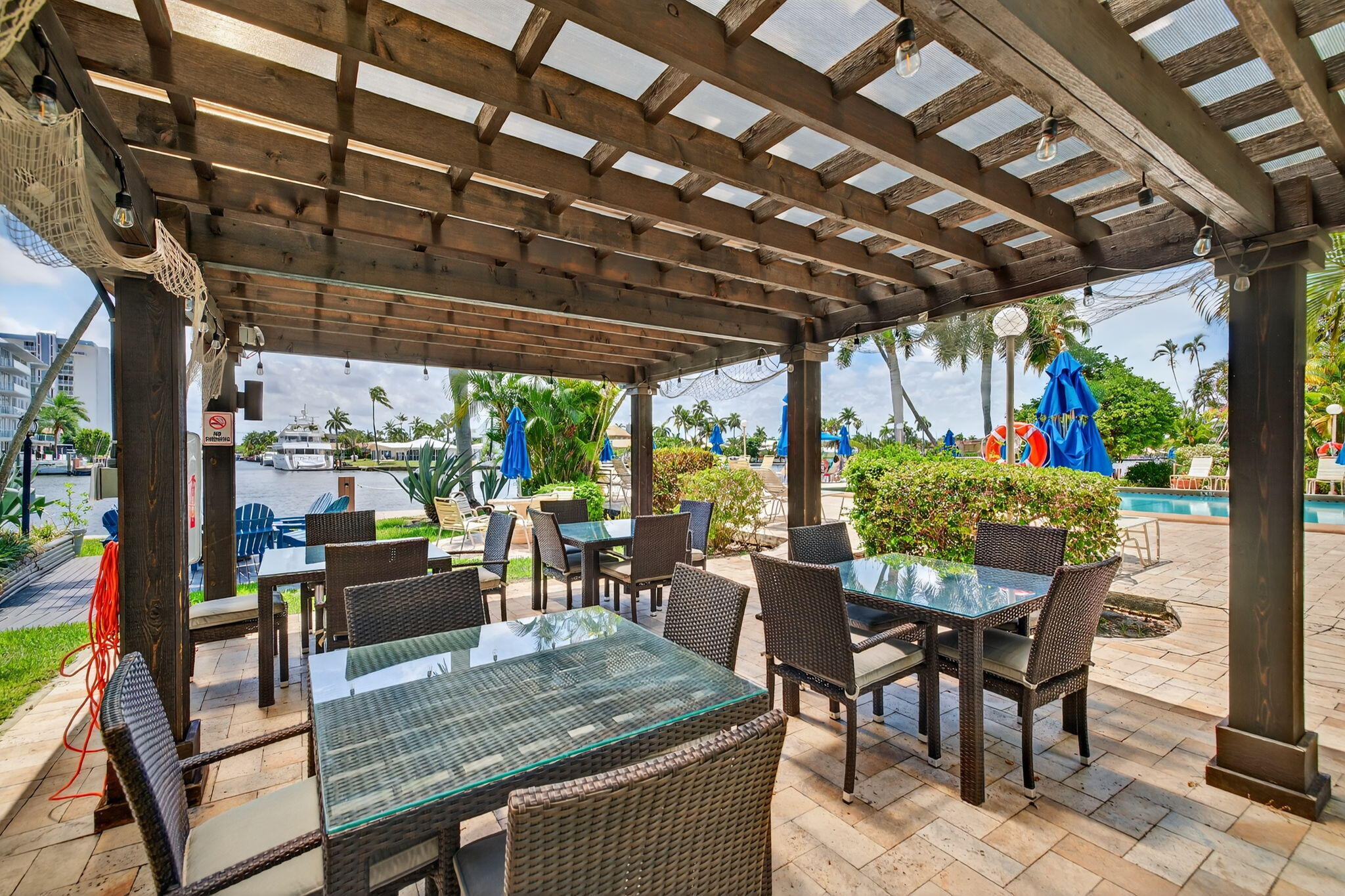 CORAL RIDGE TOWERS CO-OP - Residential