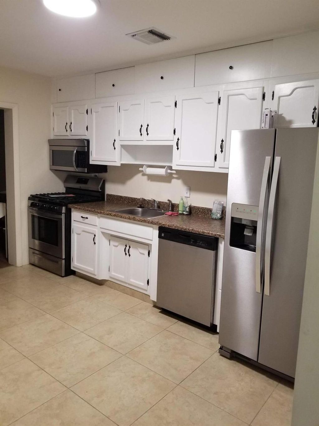 Photo of 222 Hialeah Avenue, Fort Pierce, FL 34982 (MLS # R11008188)