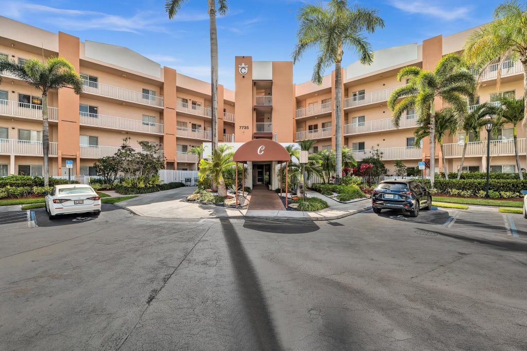 Photo of 7735 Yardley Drive #305, Tamarac, FL 33321 (MLS # B26091560)
