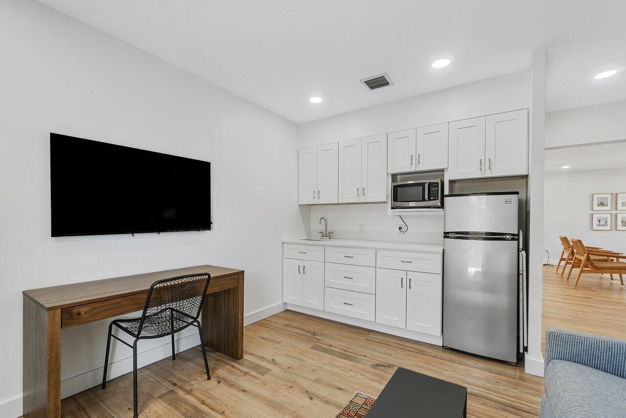 BROADMOOR SEC 4 - Residential