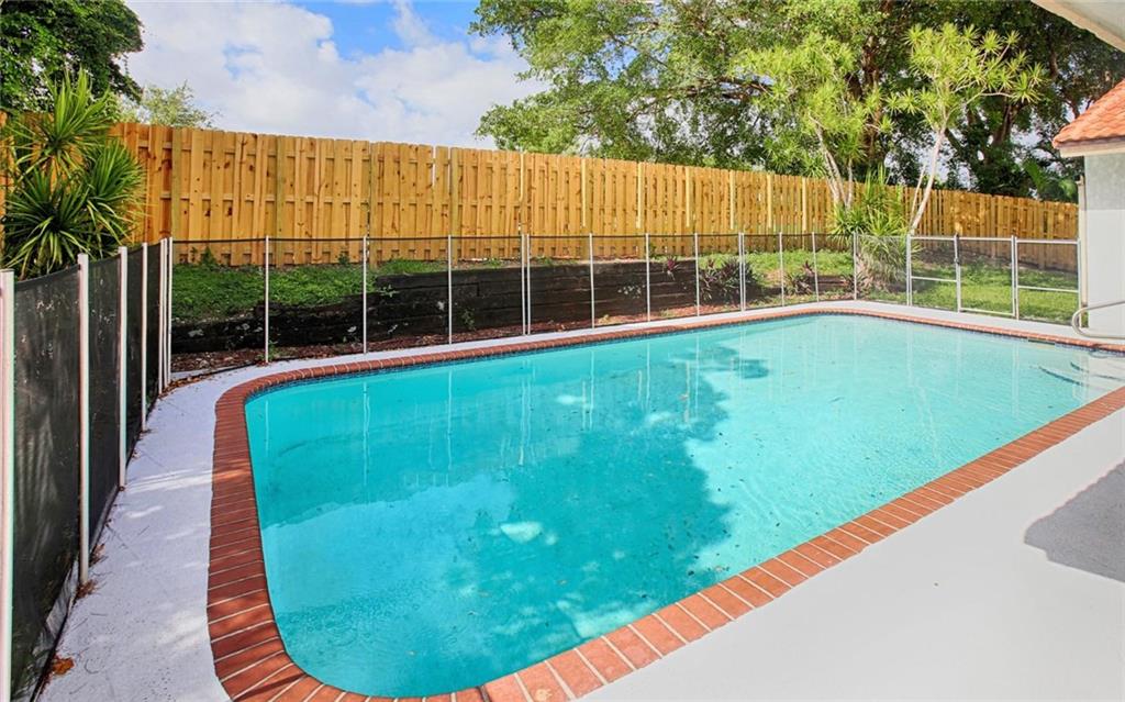 Coral Spgs Village - Residential