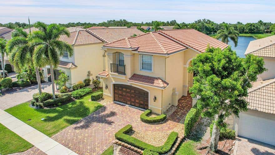 Photo of 8748 Sandy Crest Lane, Boynton Beach, FL 33473 (MLS # R11113671)