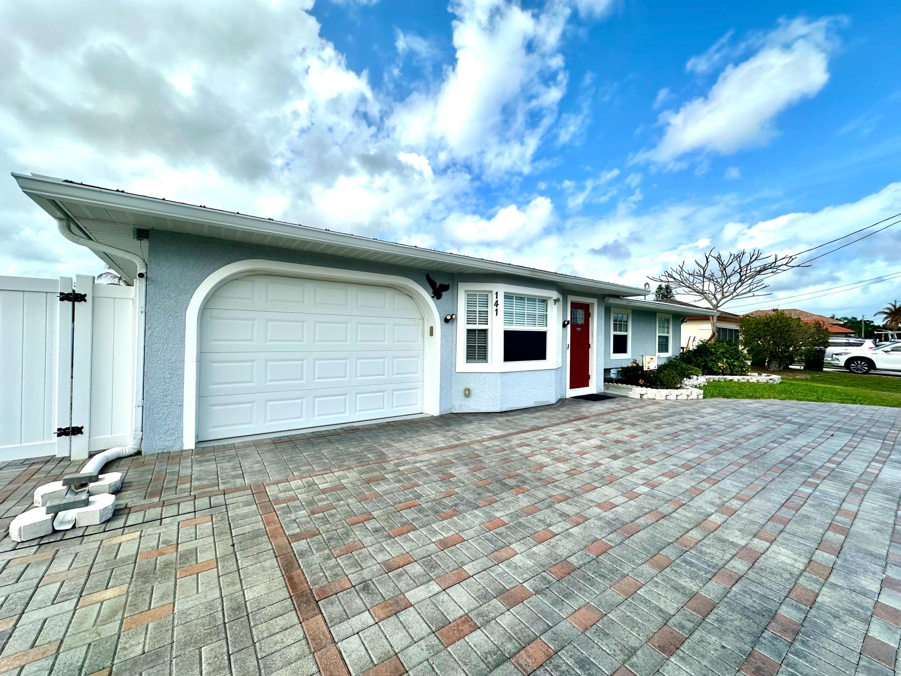 PORT ST LUCIE SECTION 26 - Residential