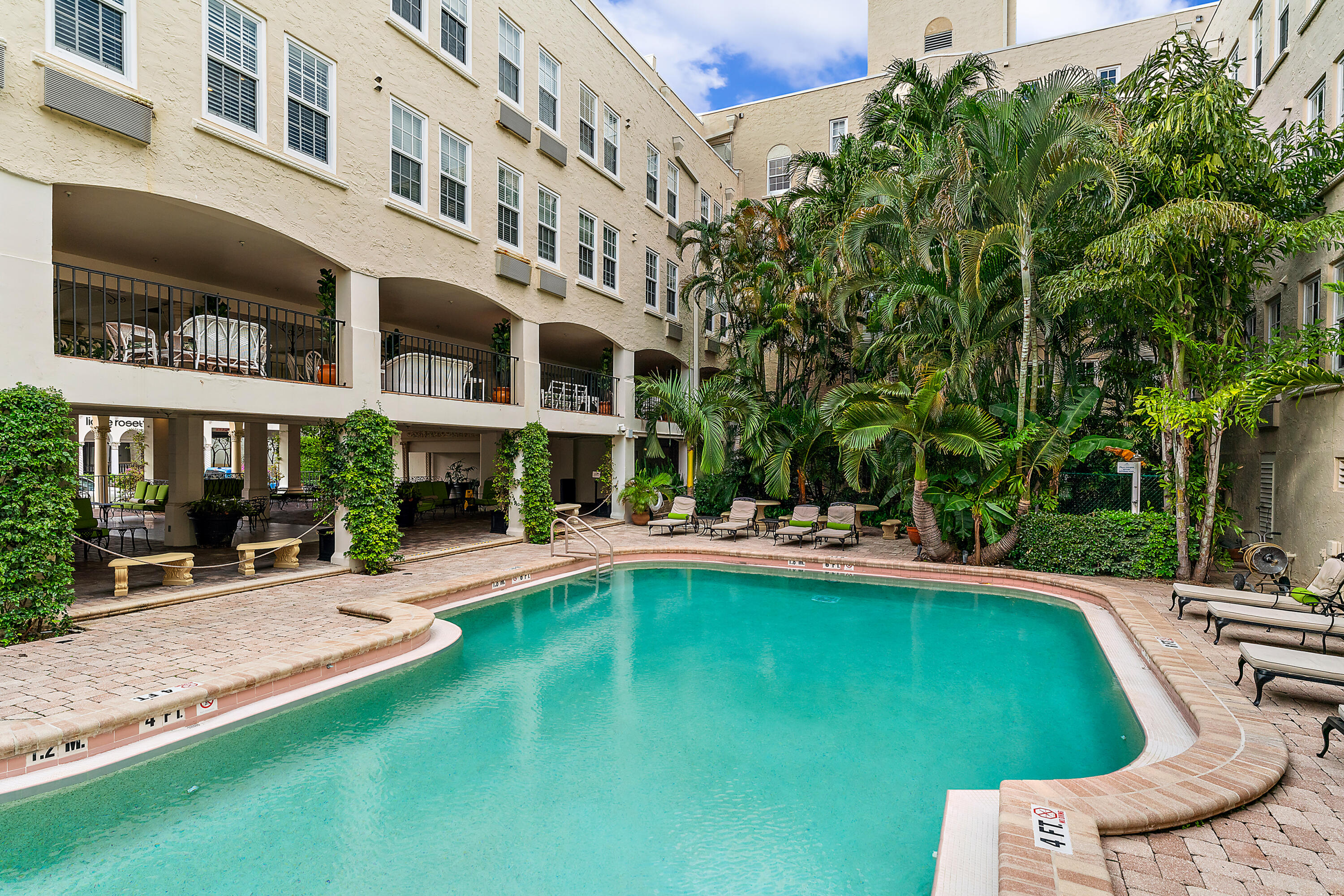 PALM BEACH HOTEL CONDO - Residential Lease