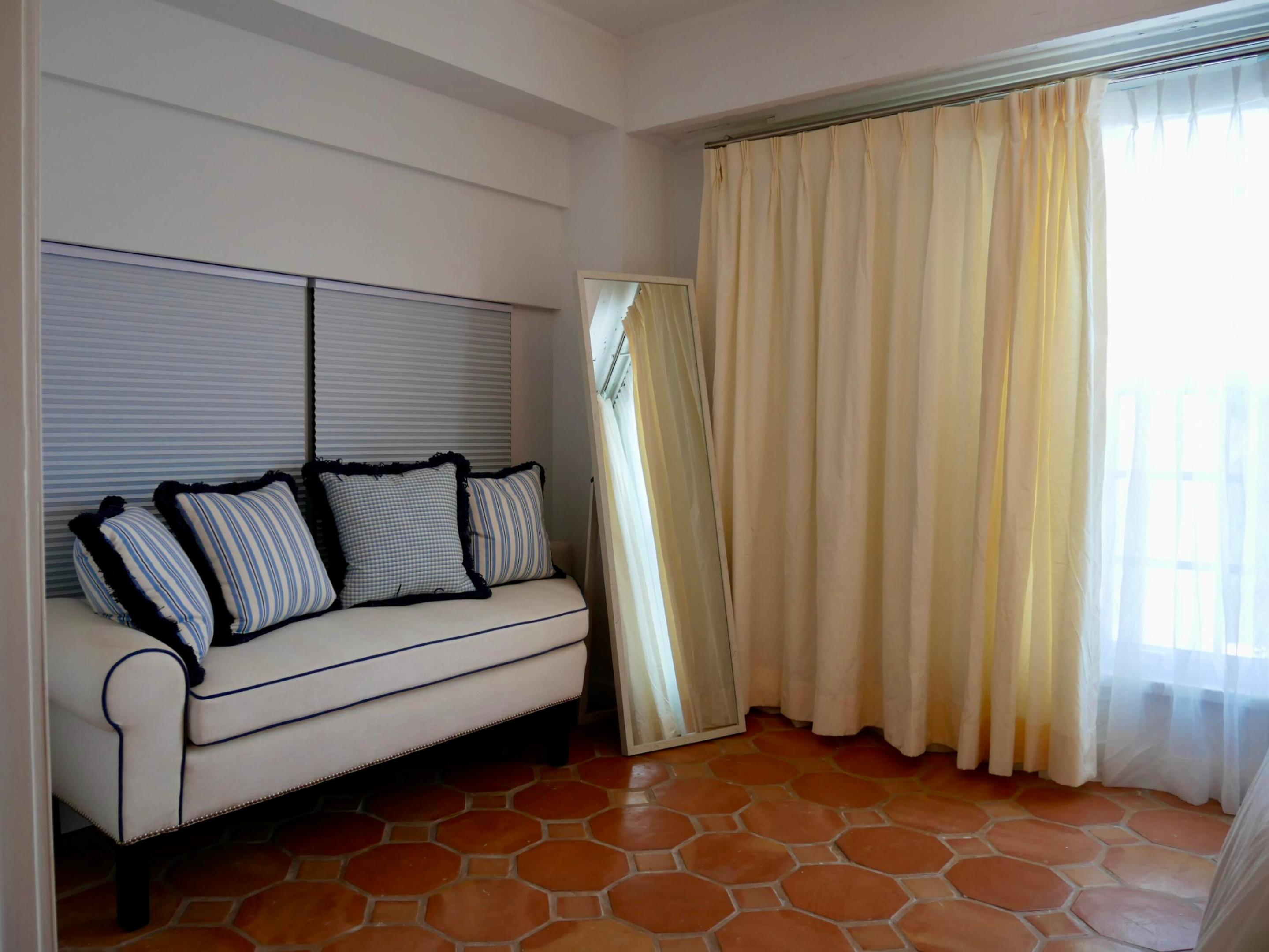 PALM BEACH HOTEL CONDO - Residential Lease