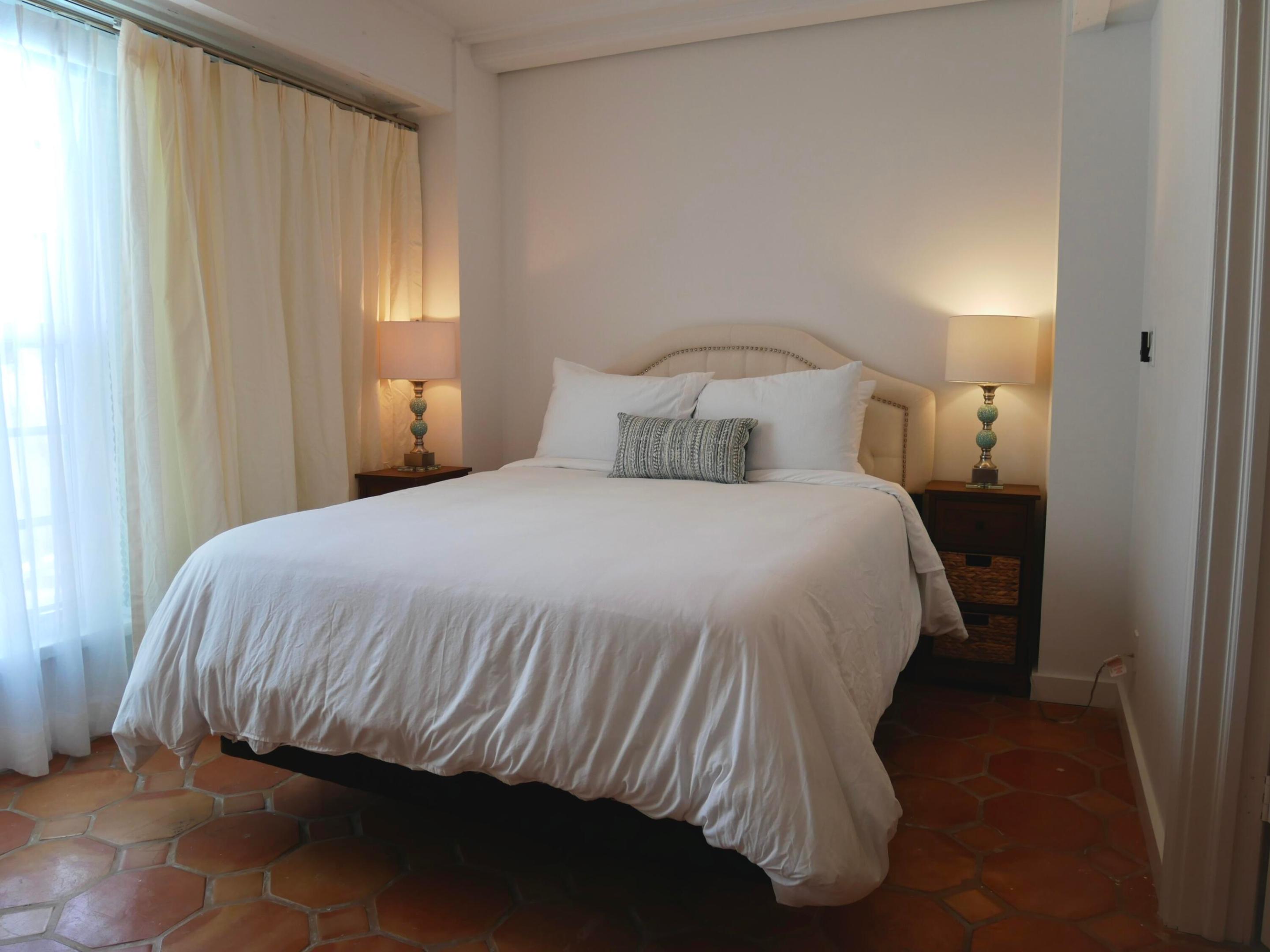 PALM BEACH HOTEL CONDO - Residential Lease