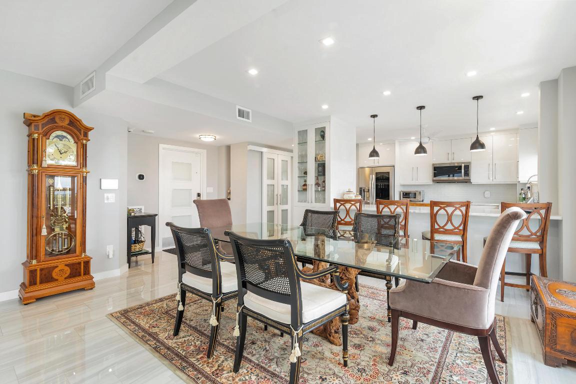 SEAGATE MANOR CONDO - Residential