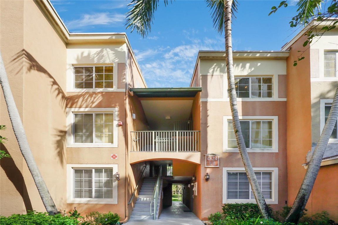 CARRINGTON COCONUT CREEK - Residential Lease
