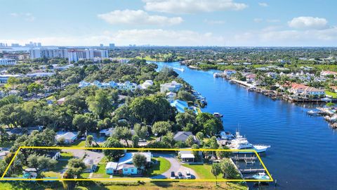 2031 Melody Lane Palm Beach Gardens FL 33410