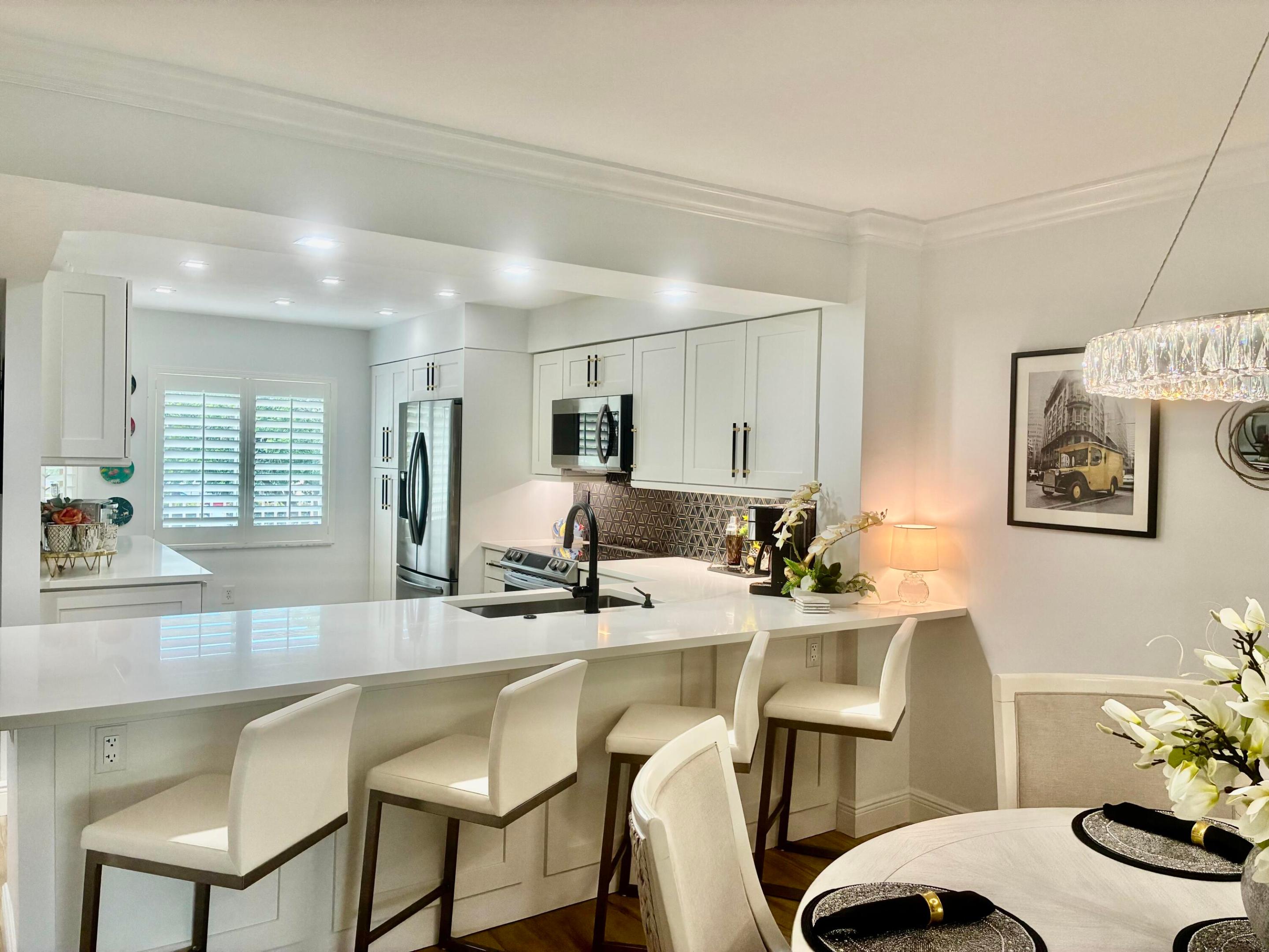 5778 Crystal Shores Drive 303