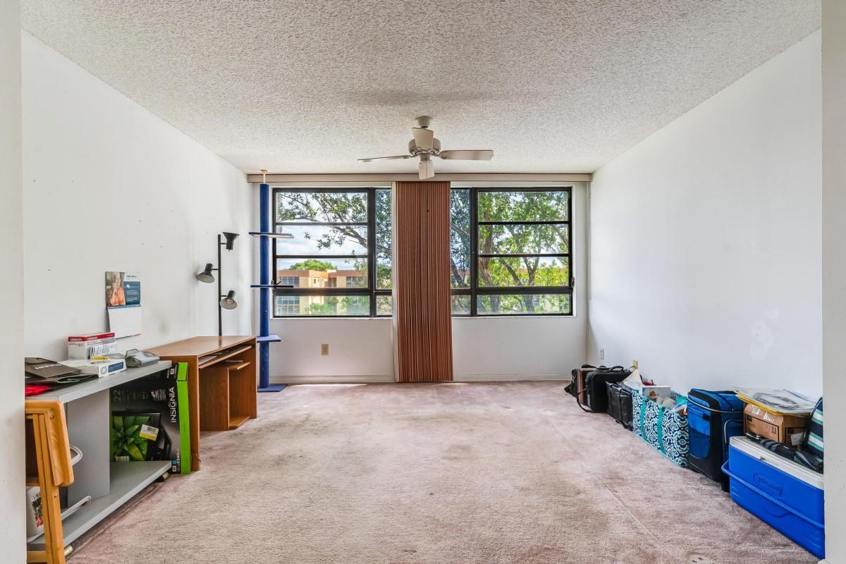 KINGS POINT PROPERTIES - Residential