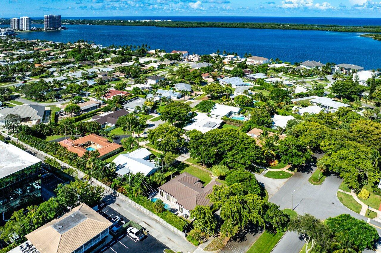 YACHT CLUB - Residential