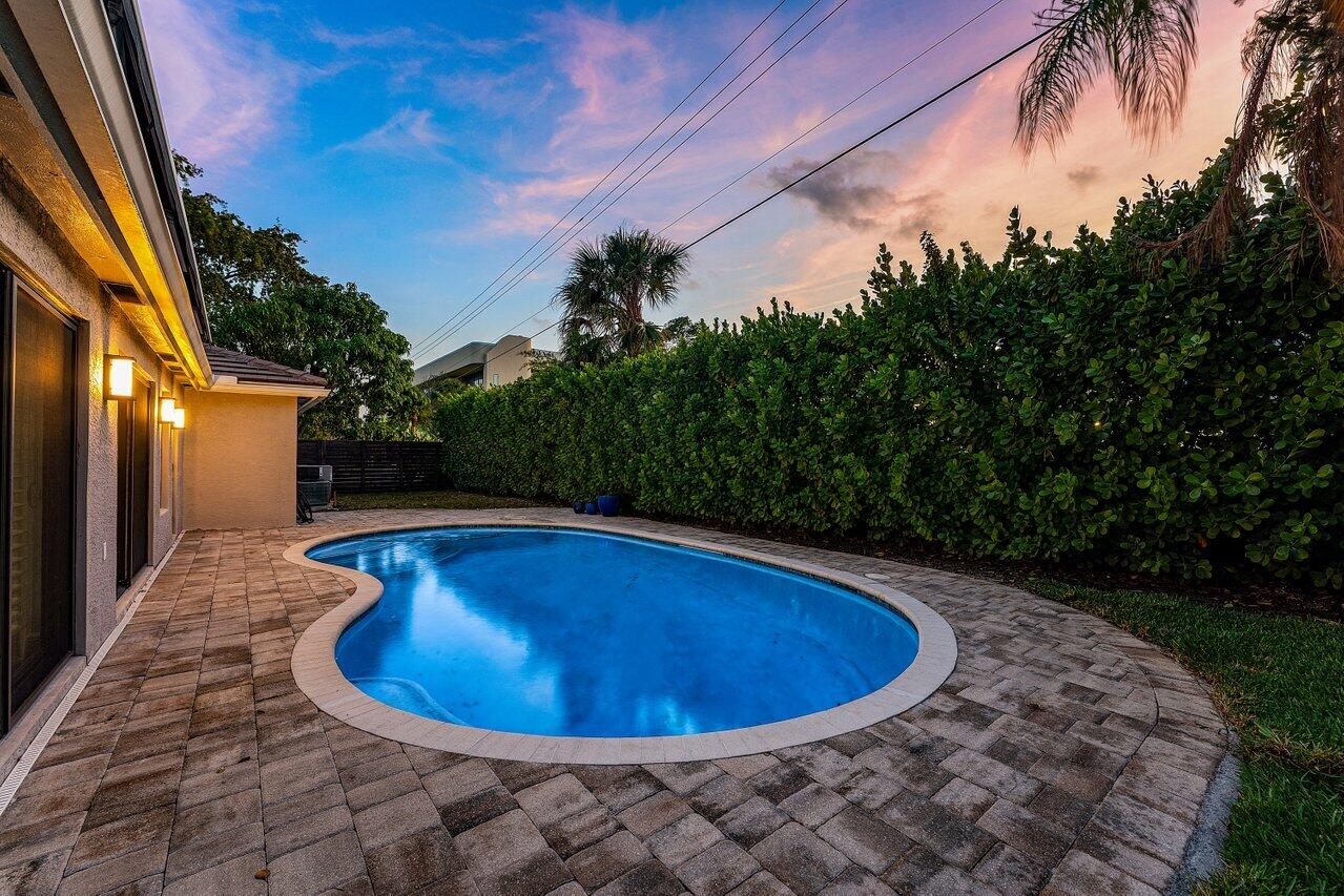 YACHT CLUB - Residential