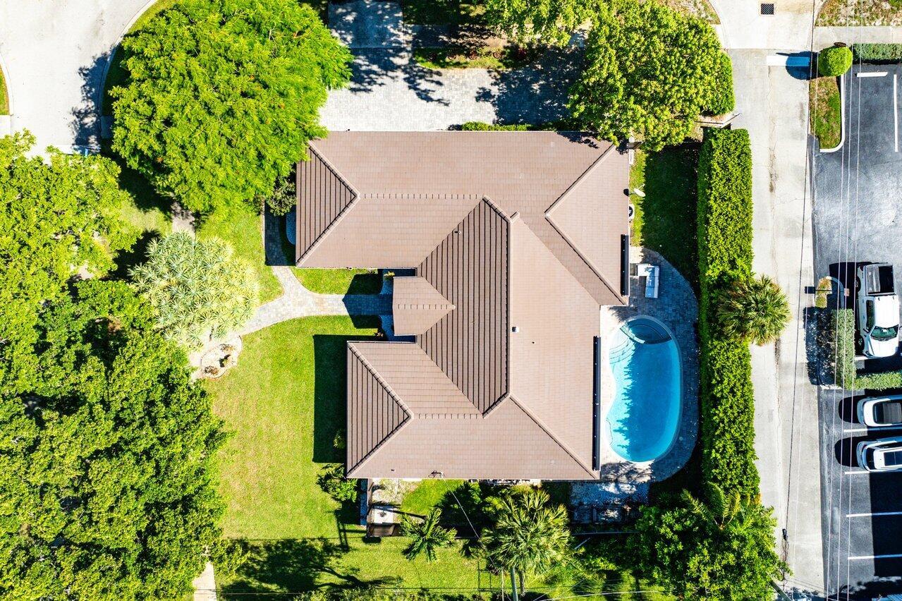 YACHT CLUB - Residential